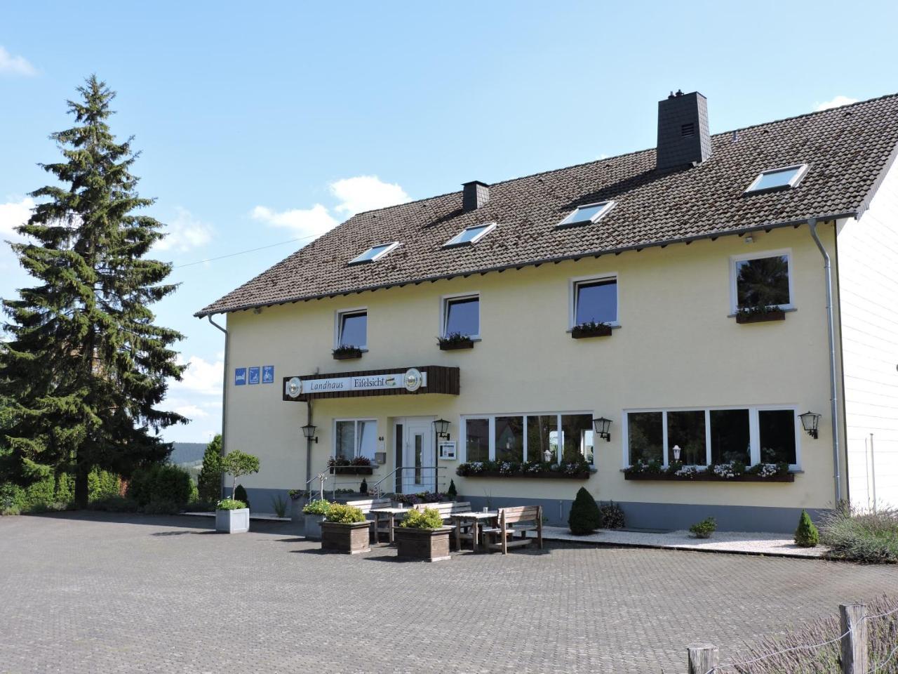 Landhaus Eifelsicht Hellenthal Eksteriør bilde